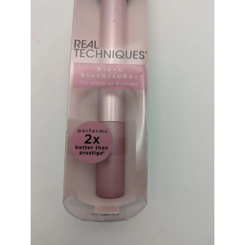Real Techniques 400 Blush Brush‎ Pink Tapered Soft Bristles Cheek RT 01407 NEW